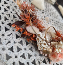 Load image into Gallery viewer, Everlasting flowers crown - Rustic
