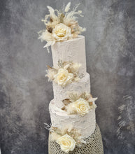 Load image into Gallery viewer, Sophisticated & Elegant Everlasting flowers cake topper – set of 4