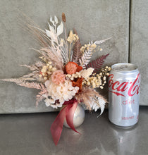 Load image into Gallery viewer, Preserved flowers mini - rustic orange & neutral