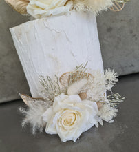 Load image into Gallery viewer, Everlasting flowers cake topper x 2 – off white