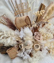 Load image into Gallery viewer, Boho Everlasting flowers on wood log