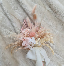 Load image into Gallery viewer, Blush palm spear everlasting flowers with vase