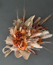 Load image into Gallery viewer, Elopement set - Rustic style bridal bouquet & buttonhole