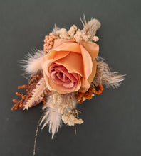 Load image into Gallery viewer, Elopement set - Rustic style bridal bouquet & buttonhole