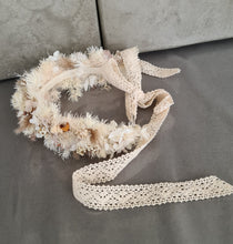 Load image into Gallery viewer, Thick Everlasting preserved flowers crown - wedding, baby shower