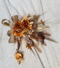 Load image into Gallery viewer, Elopement set - Rustic style bridal bouquet & buttonhole