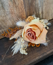 Load image into Gallery viewer, Elopement set - Rustic style bridal bouquet & buttonhole