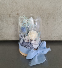 Load image into Gallery viewer, Preserved everlasting flowers baby glass dome - Blue