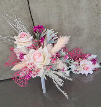 Load image into Gallery viewer, Everlasting flowers cake topper x 2 – Pink, fuchsia & green