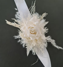 Load image into Gallery viewer, Everlasting flowers school formal / prom set – corsage, buttonhole & hair flowers