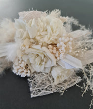 Load image into Gallery viewer, Boho flowers School prom set – corsage, buttonhole & hair pin