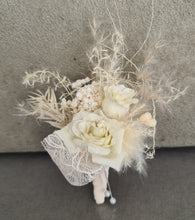 Load image into Gallery viewer, Boho flowers School prom set – corsage, buttonhole & hair pin