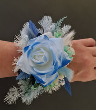 Load image into Gallery viewer, Everlasting flowers school formal / prom corsage – white & blue