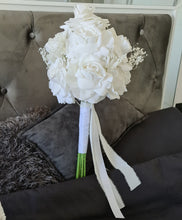 Load image into Gallery viewer, Popular long stem roses & pocket flowers elopement set in white