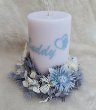 Load image into Gallery viewer, Pet Memory dog /cat preserved flowers reef & candle set - pastel blue