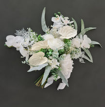 Load image into Gallery viewer, Neutral & green bridal bouquet & buttonhole – Elopement set