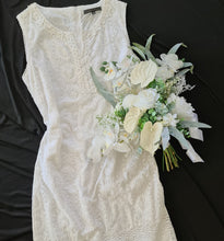 Load image into Gallery viewer, Neutral & green bridal bouquet & buttonhole – Elopement set
