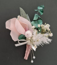 Load image into Gallery viewer, Neutral blush pink & green bridal bouquet & buttonhole – Elopement set