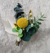 Load image into Gallery viewer, White sunflowers bridal bouquet & buttonhole – Elopement set