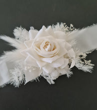 Load image into Gallery viewer, School formal corsage - preserved flowers - white