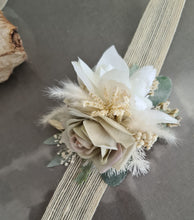 Load image into Gallery viewer, School formal / wedding corsage white & sage green