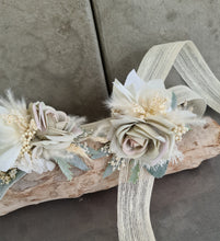 Load image into Gallery viewer, School formal / wedding corsage white & sage green