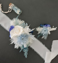 Load image into Gallery viewer, Preserved flowers Blue & white School prom set – corsage & buttonhole