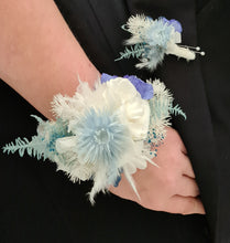 Load image into Gallery viewer, Preserved flowers Blue & white School prom set – corsage & buttonhole