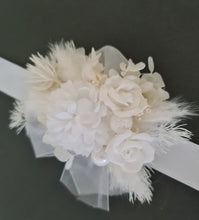 Load image into Gallery viewer, Everlasting flowers white corsage w glitter beads - School formal / Wedding