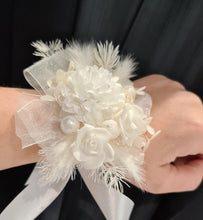 Load image into Gallery viewer, Everlasting flowers white corsage w glitter beads - School formal / Wedding