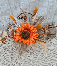 Load image into Gallery viewer, Everlasting flowers Sunflower cake topper - rustic orange