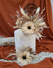 Load image into Gallery viewer, 2 x Everlasting flowers Sunflower cake topper - Neutral