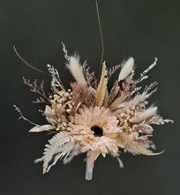 Load image into Gallery viewer, 2 x Everlasting flowers Sunflower cake topper - Neutral