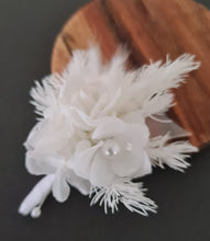 Load image into Gallery viewer, Everlasting flowers / pearls School formal Set - Corsage, buttonhole & hair comb