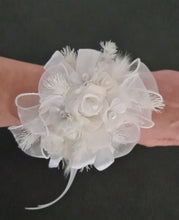 Load image into Gallery viewer, Everlasting flowers / pearls School formal Set - Corsage, buttonhole & hair comb
