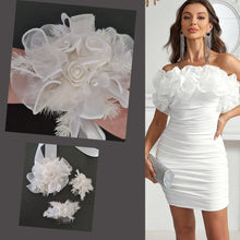 Load image into Gallery viewer, Everlasting flowers / pearls School formal Set - Corsage, buttonhole & hair comb