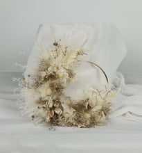 Load image into Gallery viewer, Preserved flowers cake hoop – neutral & champagne gold – 5 inch