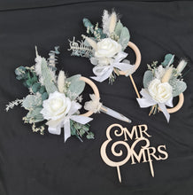 Load image into Gallery viewer, Everlasting flowers - triple cake toppers / rings - neutral & green incl Mr & Mrs sign