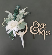 Load image into Gallery viewer, Everlasting flowers - triple cake toppers / rings - neutral & green incl Mr & Mrs sign