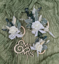 Load image into Gallery viewer, Everlasting flowers - triple cake toppers / rings - neutral & green incl Mr & Mrs sign