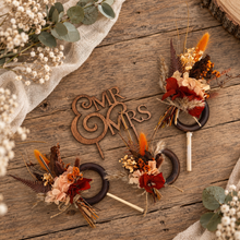 Load image into Gallery viewer, Preserved flowers - triple cake toppers / rings - rustic orange incl Mr & Mrs sign