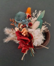 Load image into Gallery viewer, Preserved flowers - triple cake toppers / rings - rustic orange & green incl Mr & Mrs sign