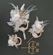 Load image into Gallery viewer, Preserved flowers - triple cake toppers / rings - White & gold w roses incl Mr & Mrs sign