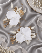 Load image into Gallery viewer, Everlasting flowers - white orchid triple cake toppers / white & gold incl Mr & Mrs sign