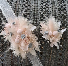 Load image into Gallery viewer, Preserved flowers corsage & buttonhole blush & silver - School formal / wedding
