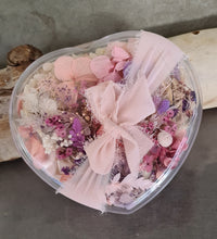 Load image into Gallery viewer, Preserved flowers in love hearth – Blush pink and purple