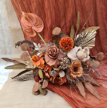 Load image into Gallery viewer, Rustic style terracotta orange wedding signing table flowers - Centrepiece