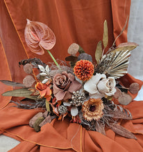 Load image into Gallery viewer, Rustic style terracotta orange wedding signing table flowers - Centrepiece