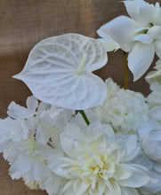 Load image into Gallery viewer, Modern Milky white & white neutral wedding signing table flowers - Centrepiece