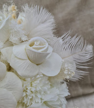 Load image into Gallery viewer, Milky white bridal bouquet & buttonhole with white feathers - Elopement set